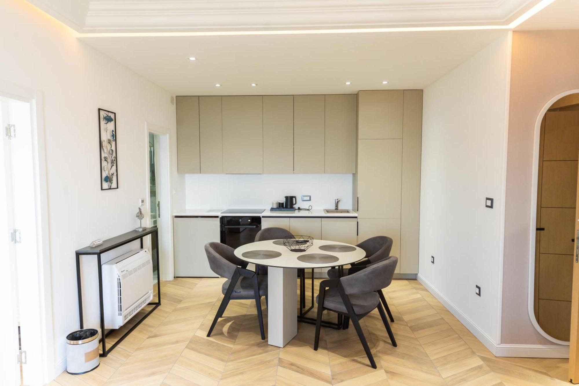 Exclusive Hotel Budva Bagian luar foto