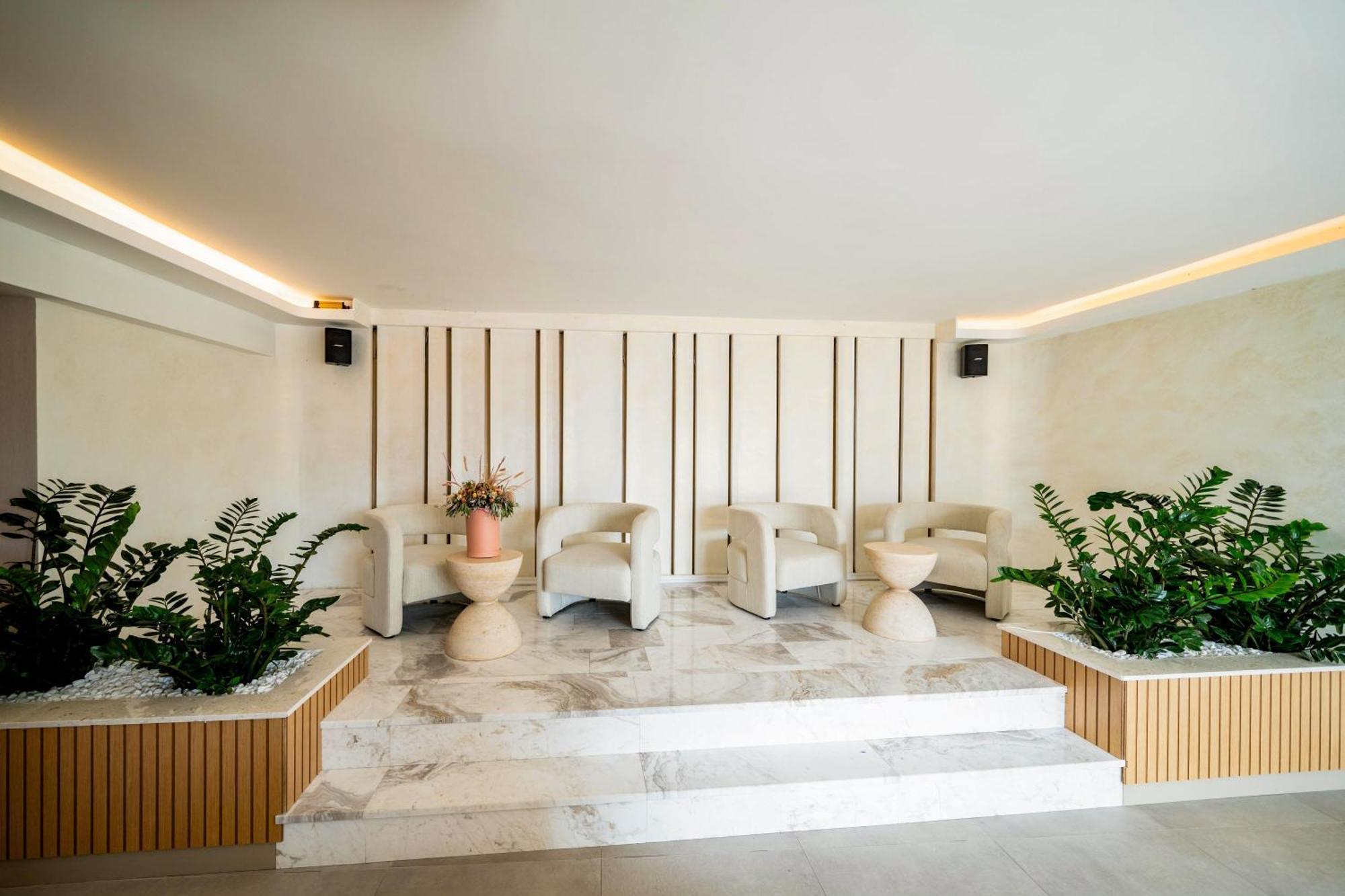 Exclusive Hotel Budva Bagian luar foto