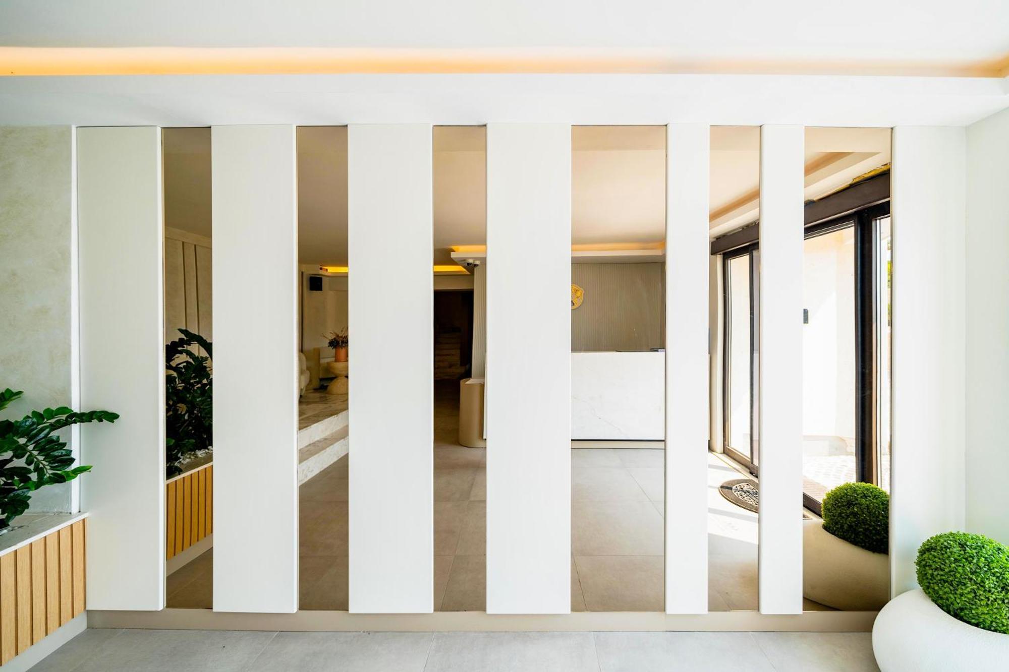 Exclusive Hotel Budva Bagian luar foto