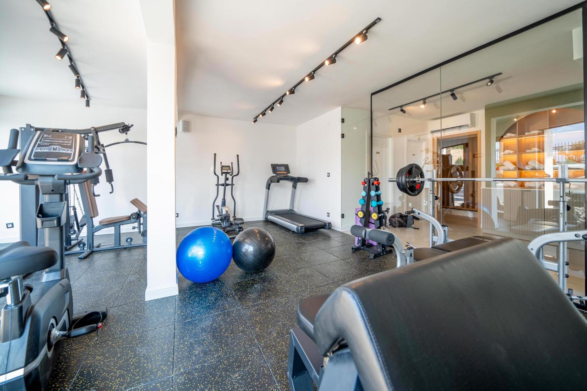 Exclusive Hotel Budva Bagian luar foto