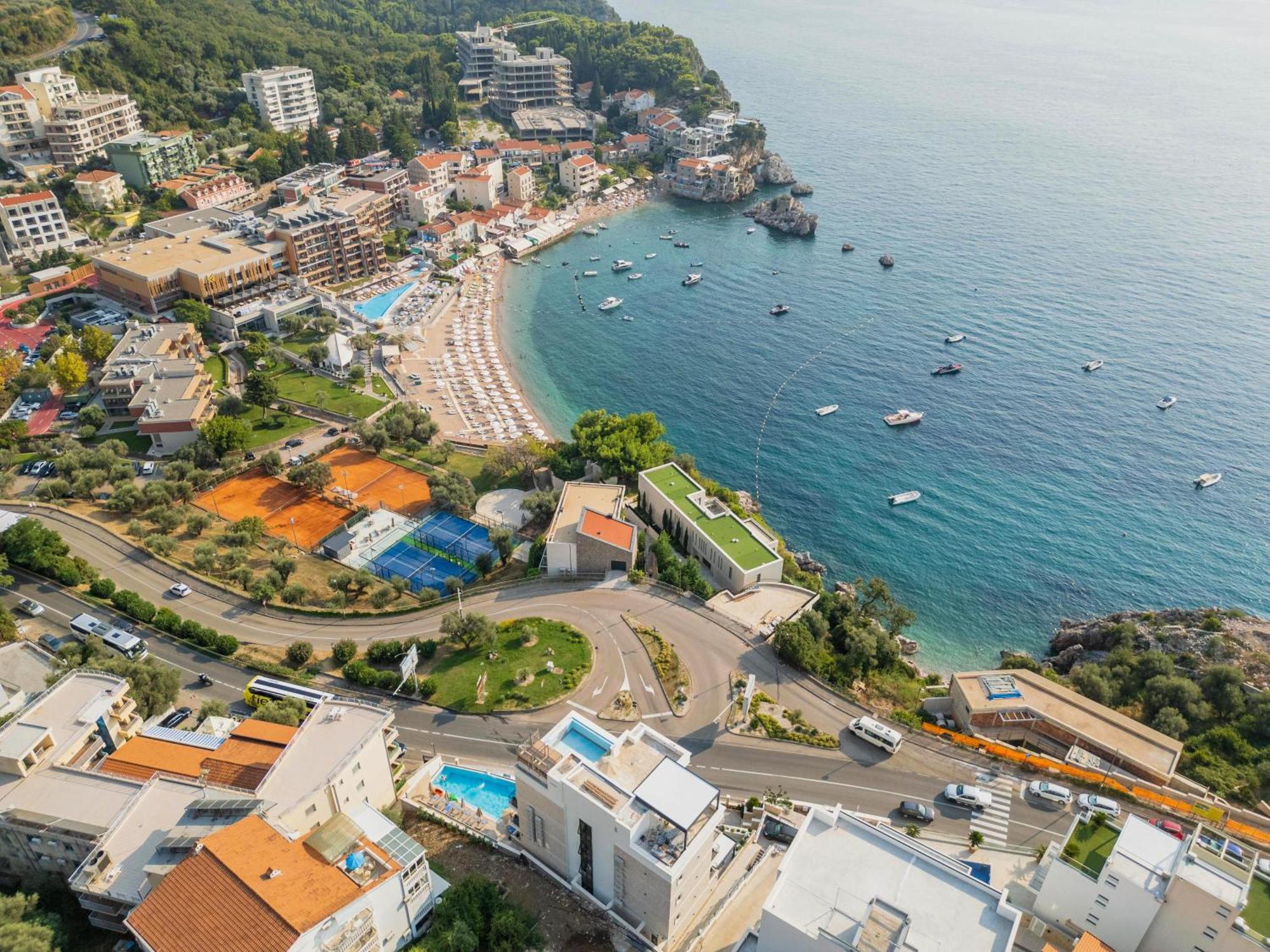 Exclusive Hotel Budva Bagian luar foto